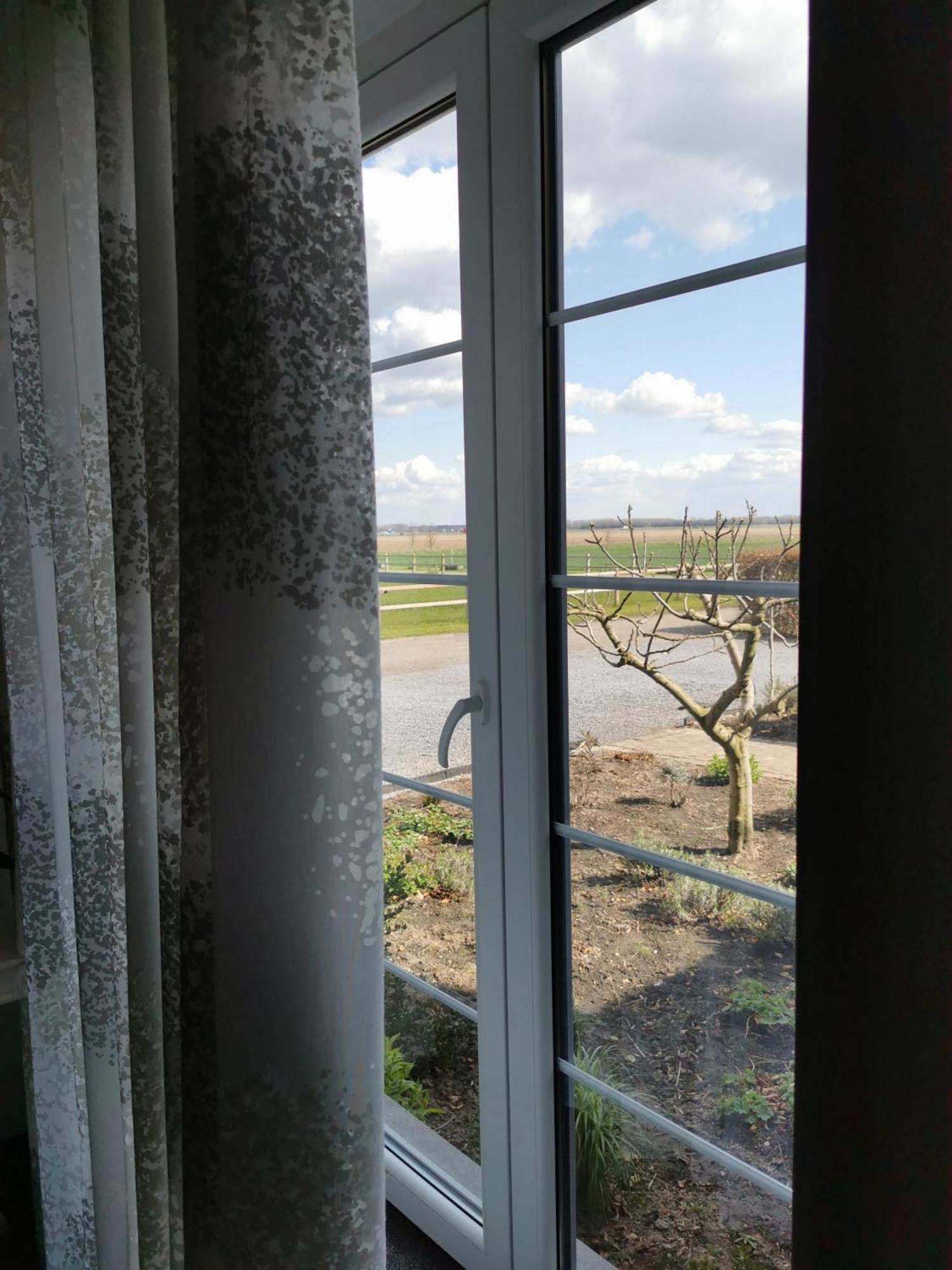 Housing De Brouwerij Bed & Breakfast Westdorpe Rom bilde